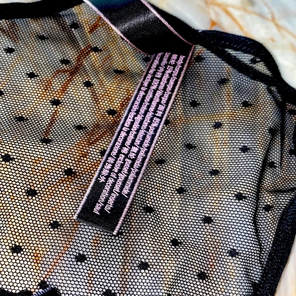 New VS Panty String Bikini Strappy Cheeky Cut Out Panties Limited Edition Large - Picture 4 of 10